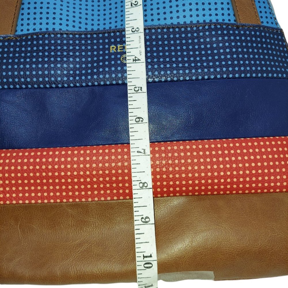 Relic Shoulder Purse - Picture 6 of 10